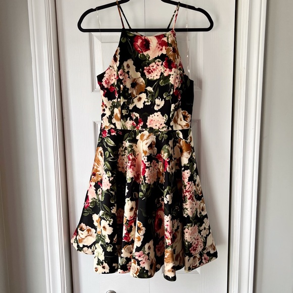 Black, Red and Cream Floral Halter A-Line Dress - Picture 2 of 15